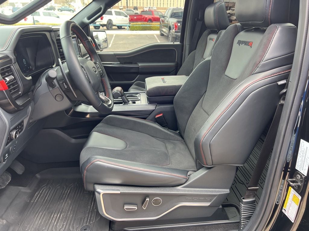2025 Ford F-150 Raptor R