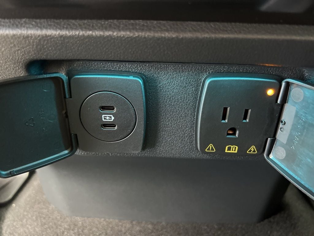 2025 Ford F-150 Raptor R