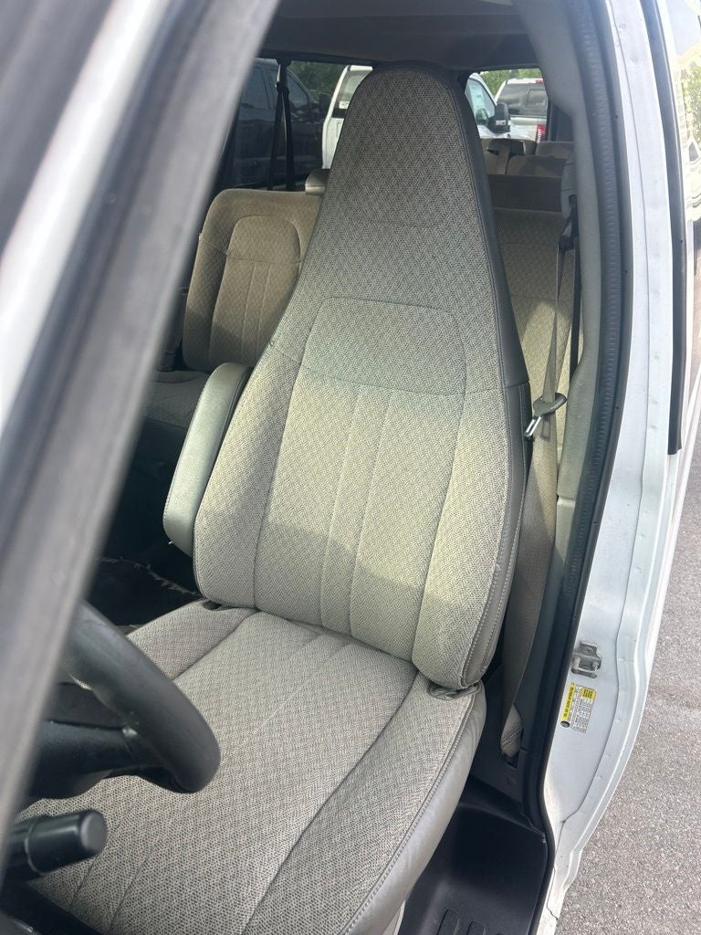 2016 Chevrolet Express 3500 LT Passenger