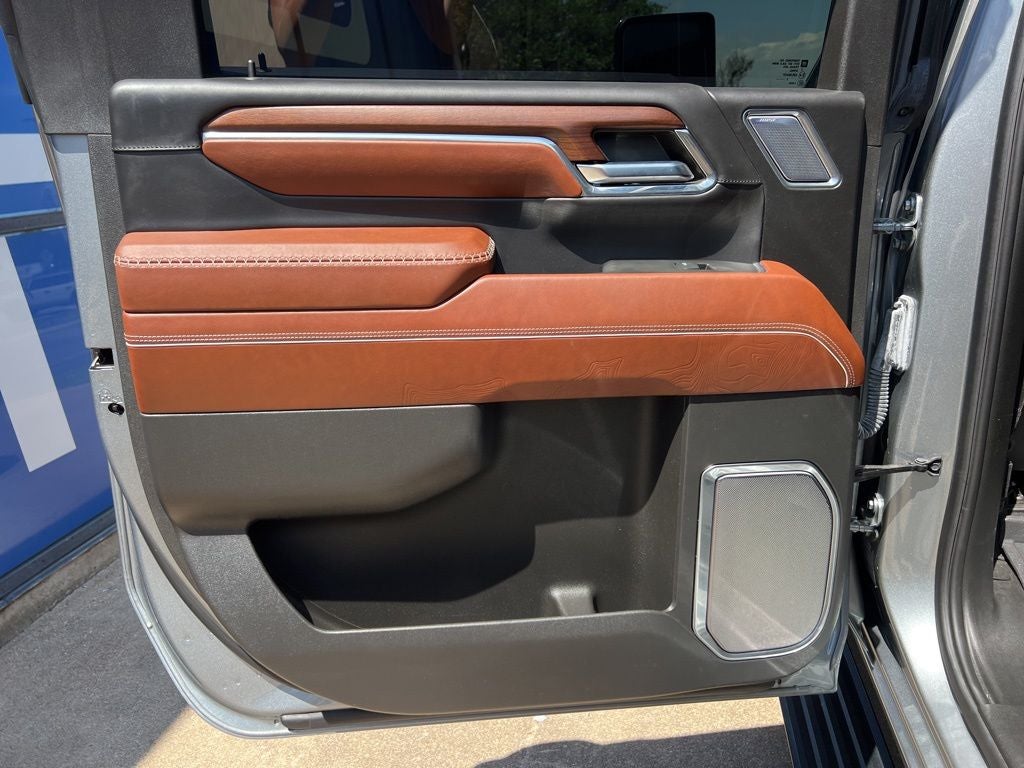 2024 GMC Sierra 3500HD Denali Ultimate