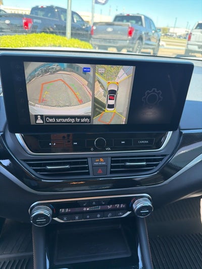 2024 Nissan Altima 2.0 SR