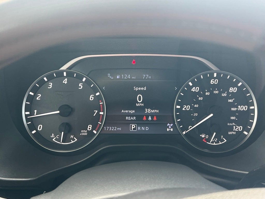 2024 Nissan Titan SV