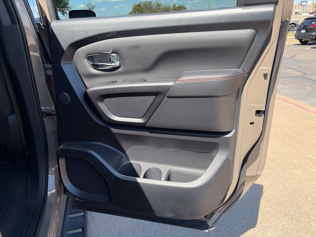 2023 Nissan Titan PRO-4X