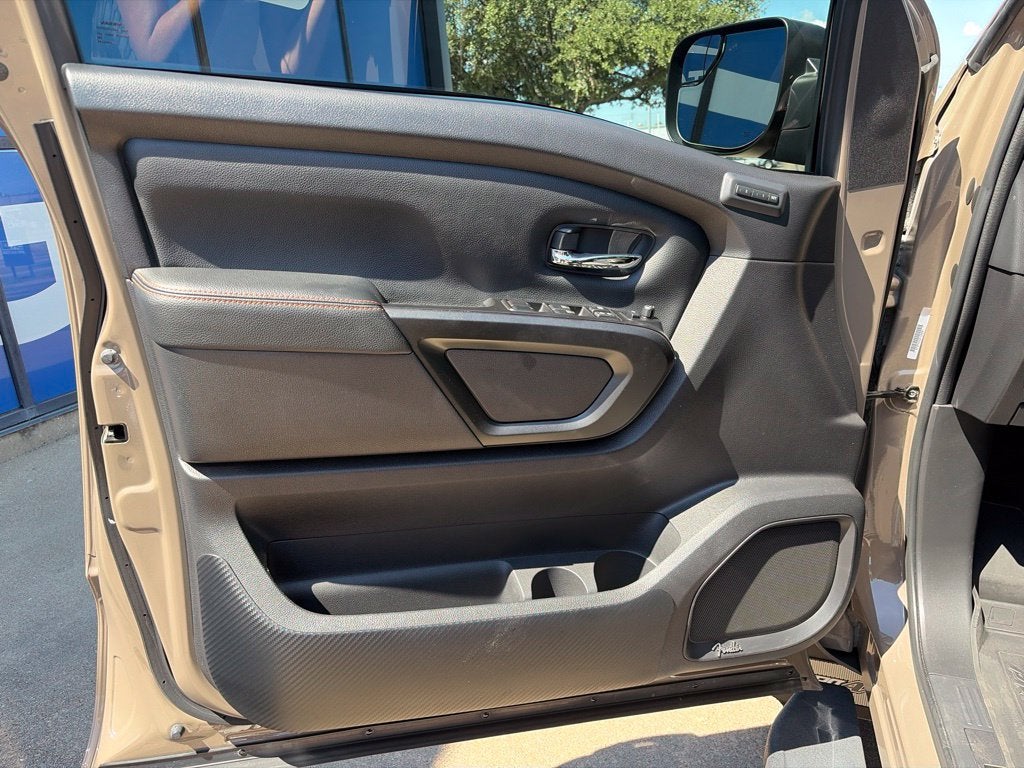 2023 Nissan Titan PRO-4X