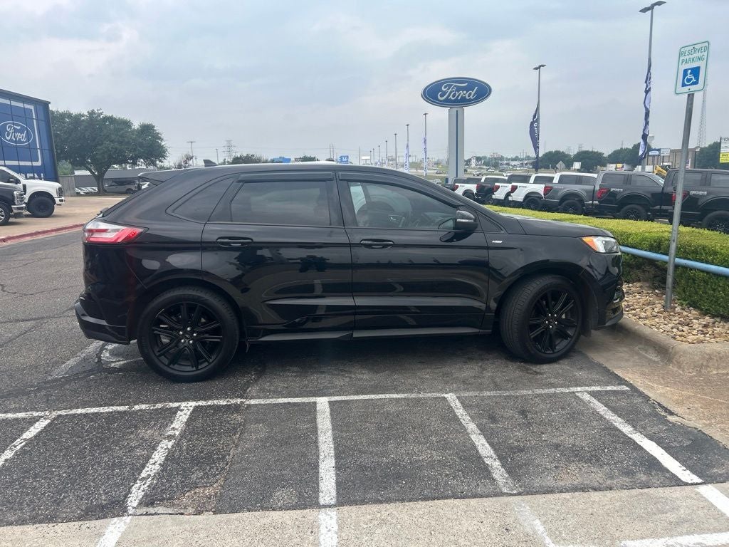 2020 Ford Edge ST Line