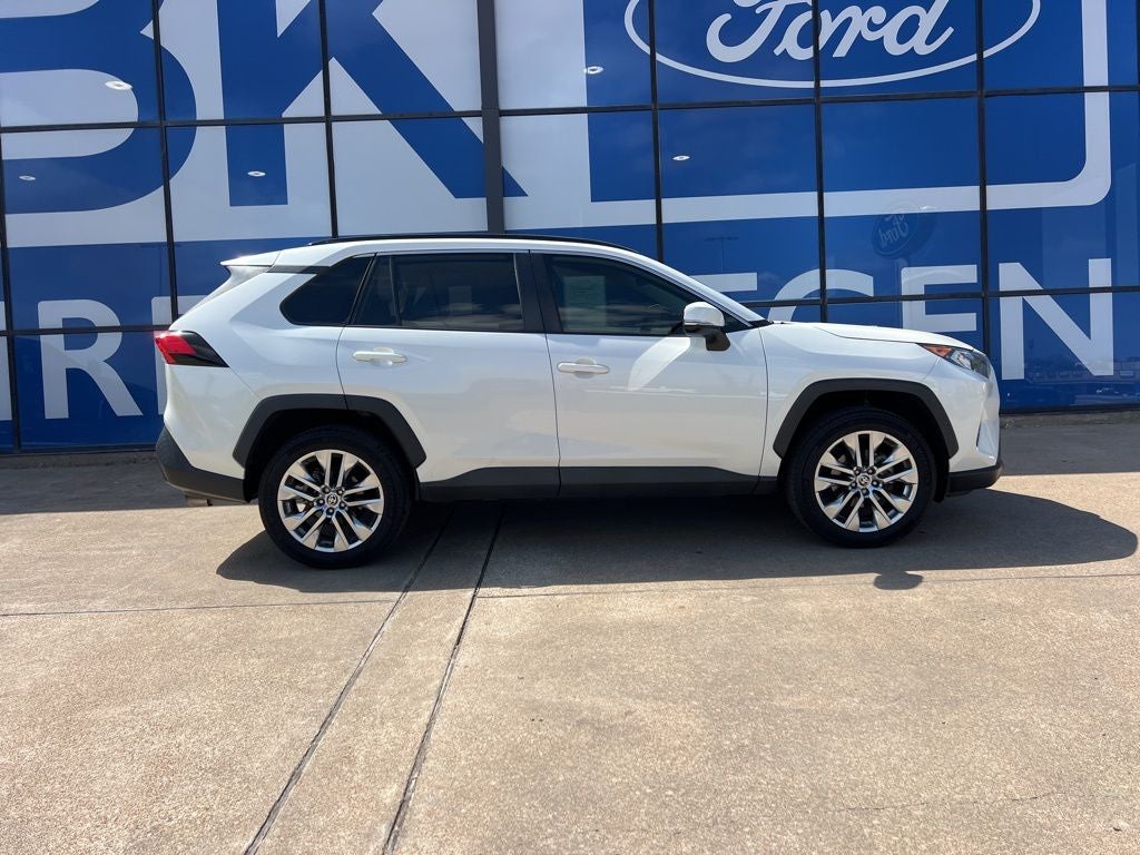 2021 Toyota RAV4 XLE Premium