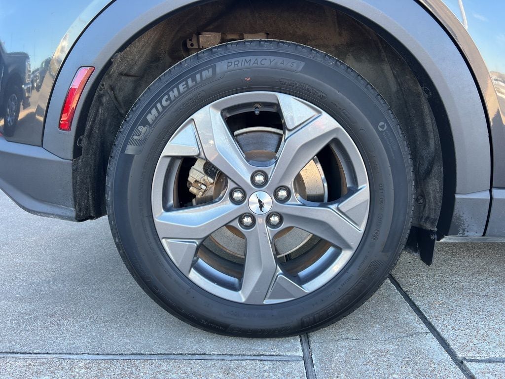 2022 Ford Mustang Mach-E Select