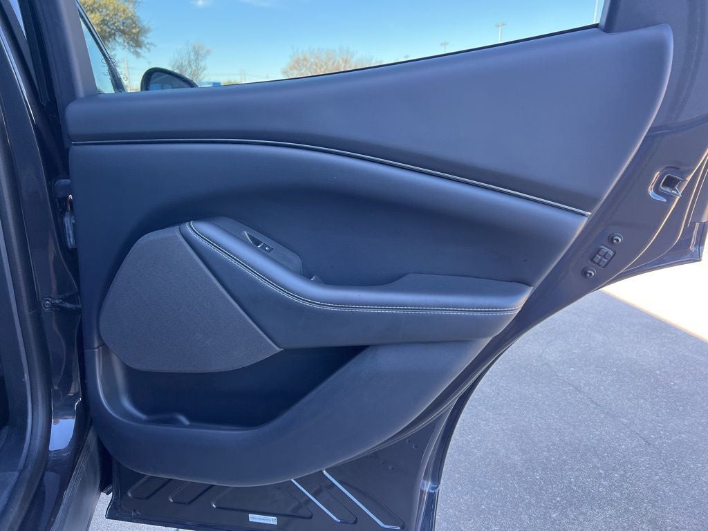 2022 Ford Mustang Mach-E Select