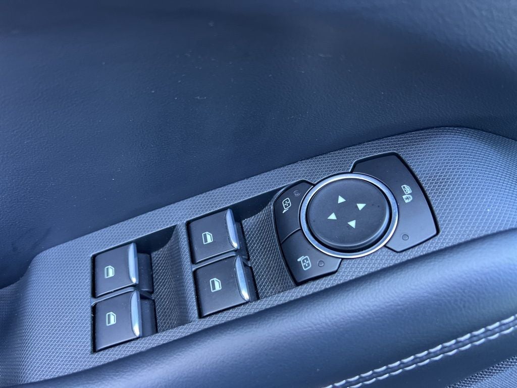 2022 Ford Mustang Mach-E Select