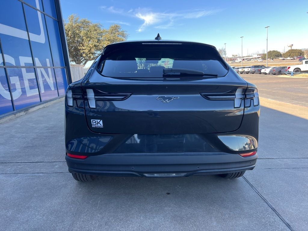 2022 Ford Mustang Mach-E Select