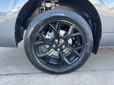 2025 Ford Maverick Lobo Standard