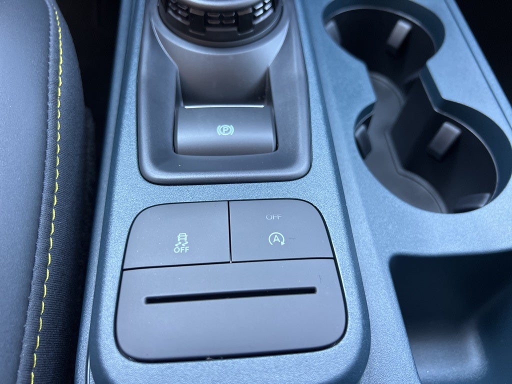 2025 Ford Maverick Lobo Standard