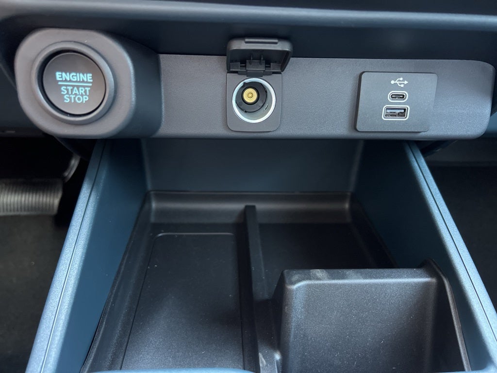 2025 Ford Maverick Lobo Standard