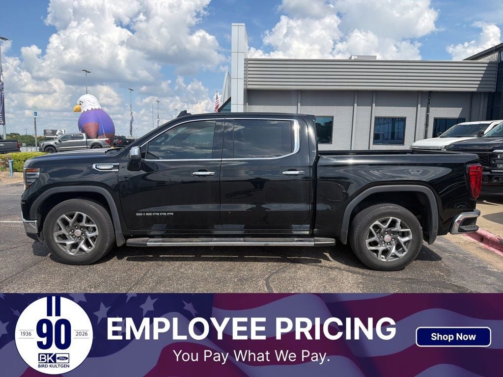 2023 GMC Sierra 2WD Crew Cab Short Box SLT's photo