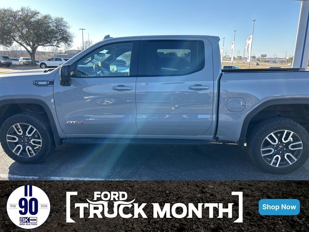2024 GMC Sierra 1500 AT4