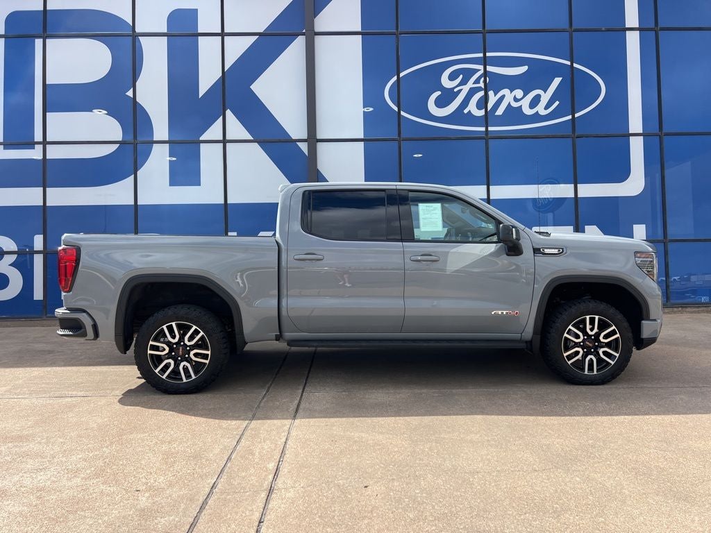 2024 GMC Sierra 1500 AT4