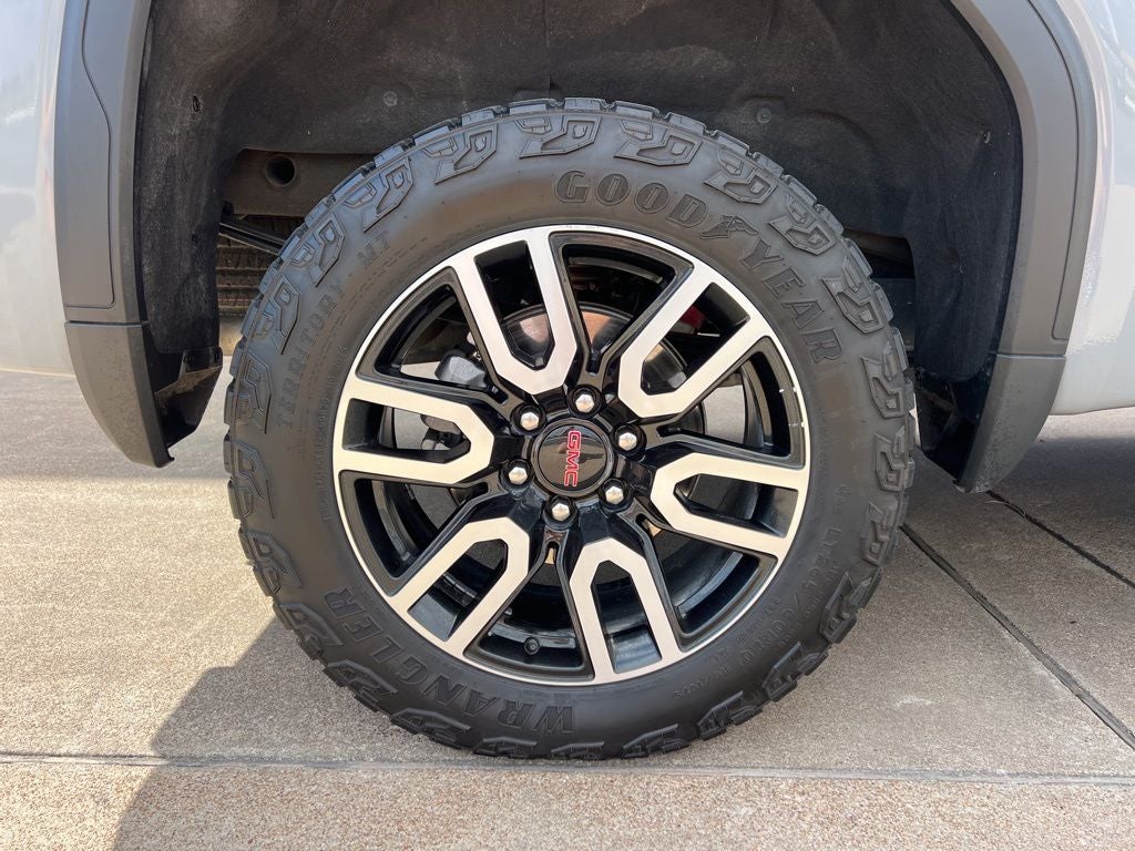 2024 GMC Sierra 1500 AT4