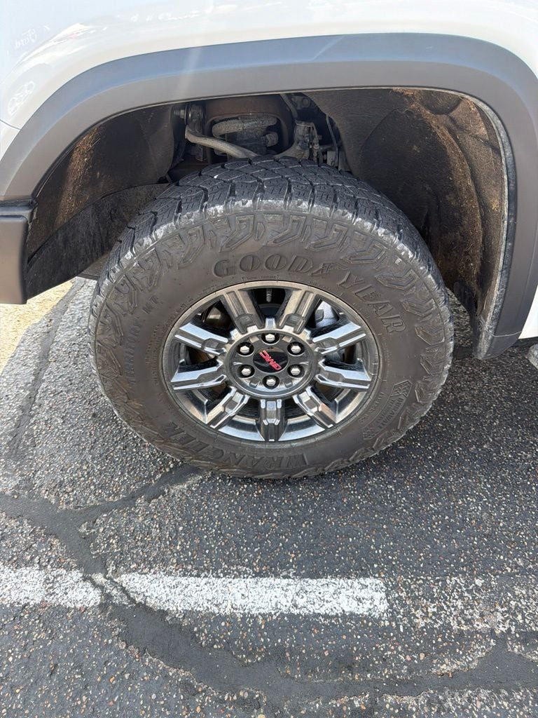 2025 GMC Sierra 1500 AT4X