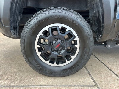 2024 Toyota Tacoma TRD Off-Road