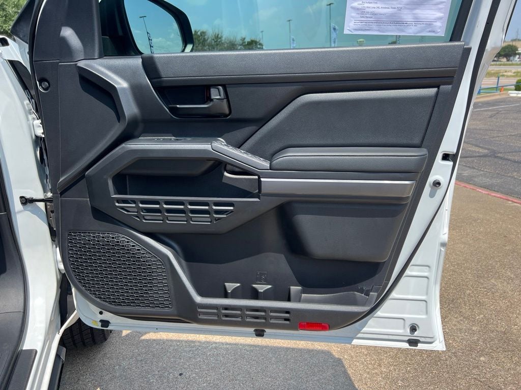 2025 Toyota Tacoma SR5