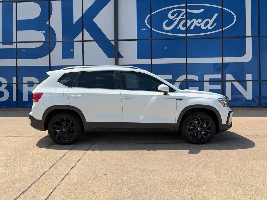 2023 Volkswagen Taos 1.5T SE