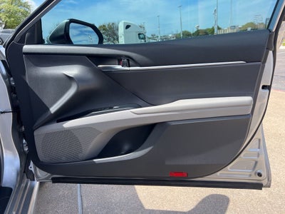 2020 Toyota Camry Hybrid SE