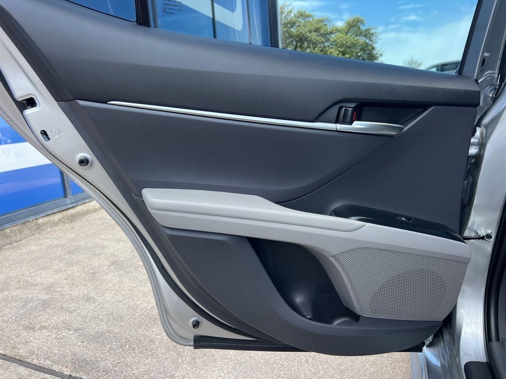 2020 Toyota Camry Hybrid SE