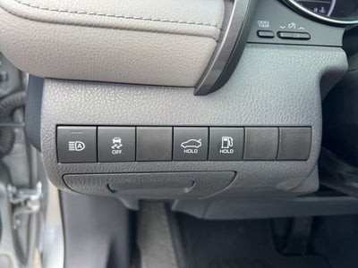 2020 Toyota Camry Hybrid SE