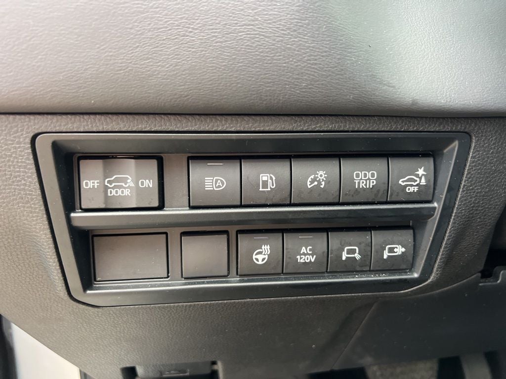 2023 Toyota Sequoia Platinum