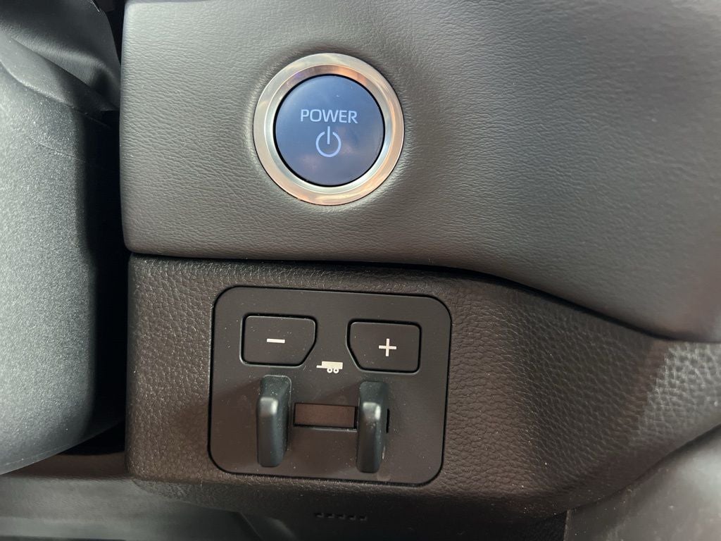 2023 Toyota Sequoia Platinum