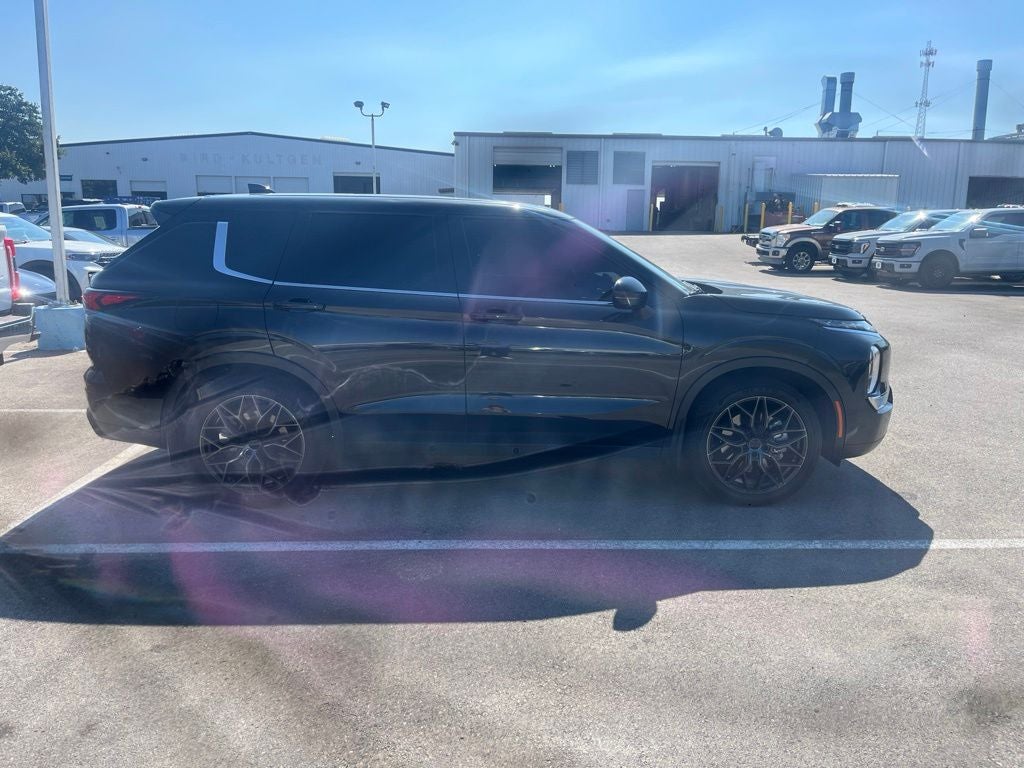 2023 Mitsubishi Outlander SEL Black Edition