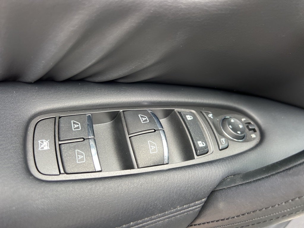 2022 Nissan Armada SL