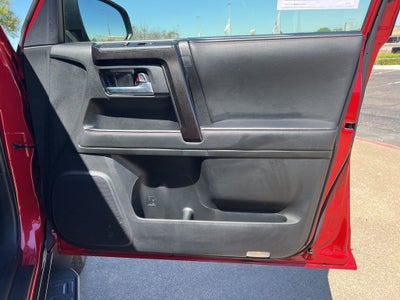 2024 Toyota 4Runner TRD Off-Road