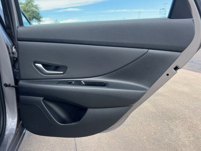 2023 Hyundai Elantra Hybrid Limited