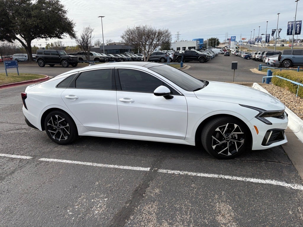 2025 Kia K5 EX