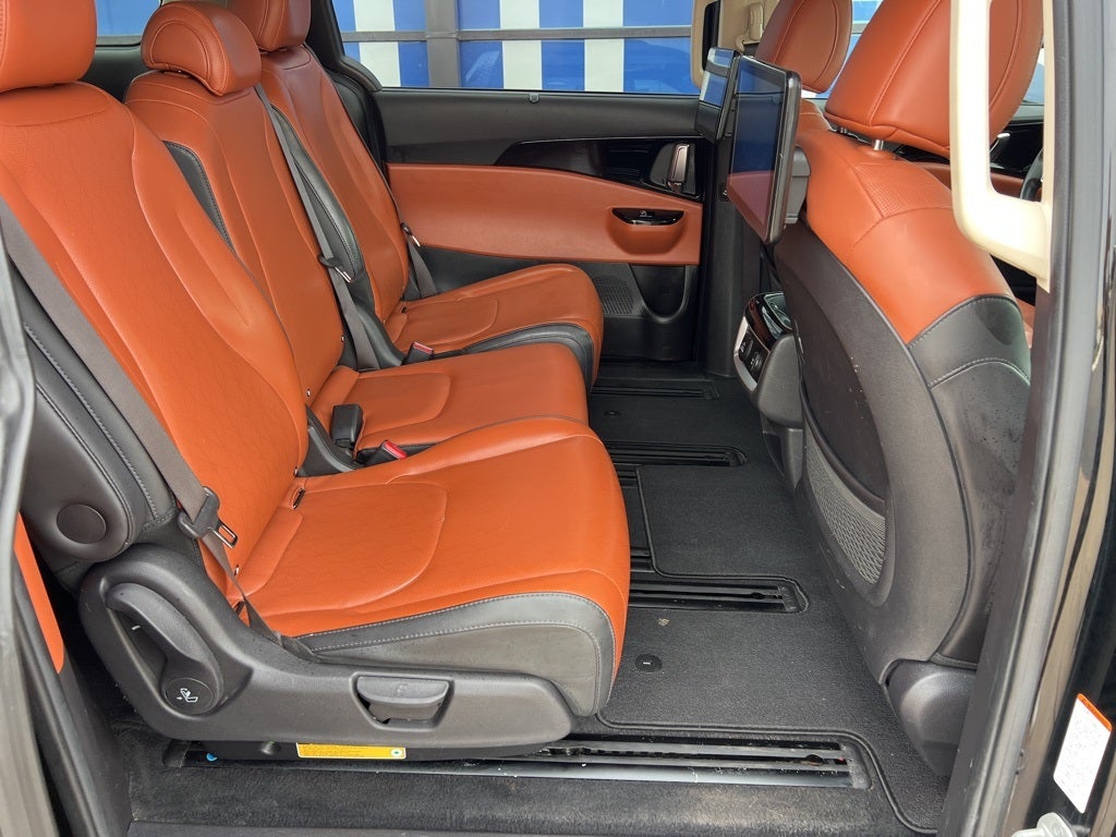 2022 Kia Carnival SX