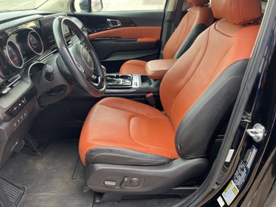 2022 Kia Carnival SX