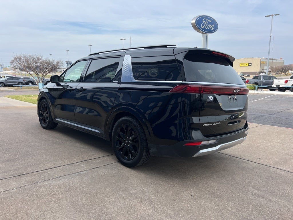 2022 Kia Carnival SX