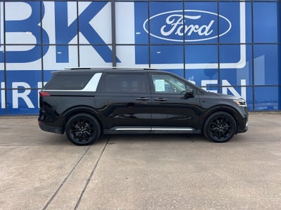 2022 Kia Carnival SX
