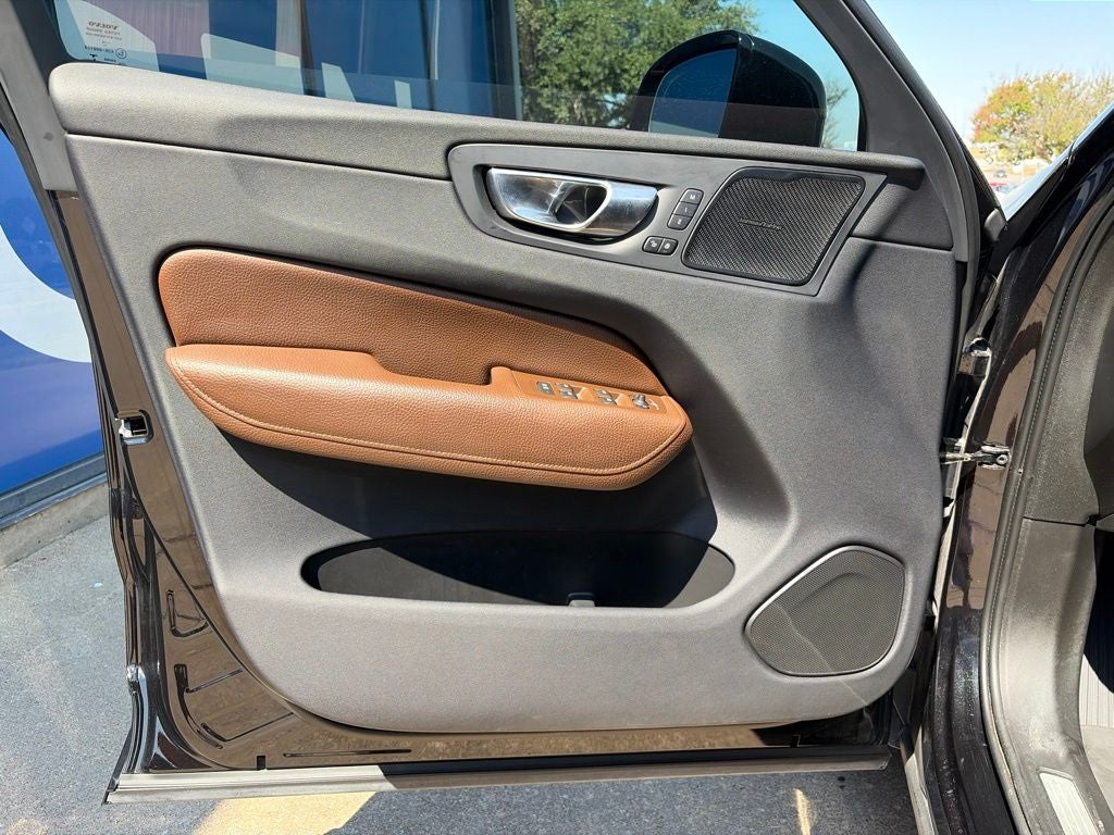 2019 Volvo XC60 T5 Inscription