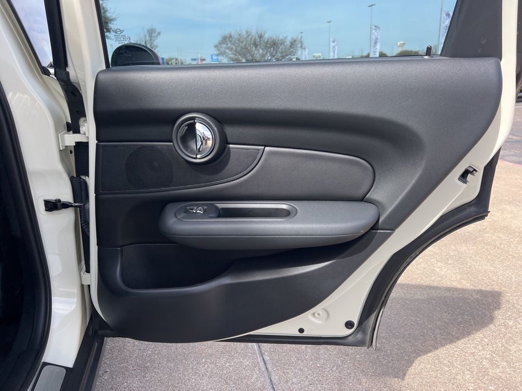 2016 MINI Cooper Clubman