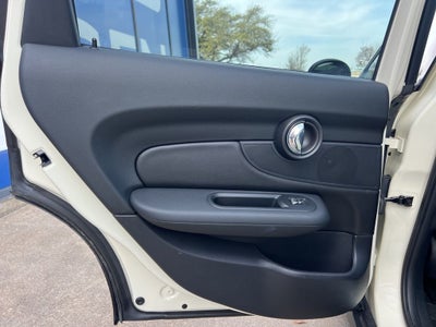 2016 MINI Cooper Clubman