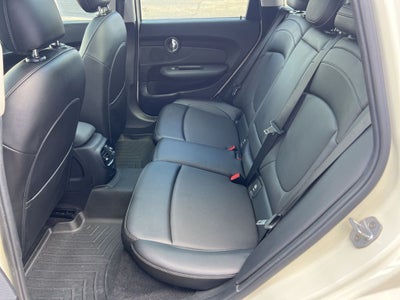 2016 MINI Cooper Clubman