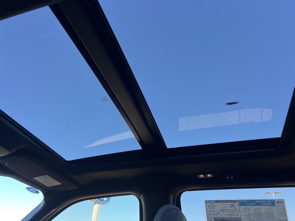 2025 Ford F-150 Lightning Lariat