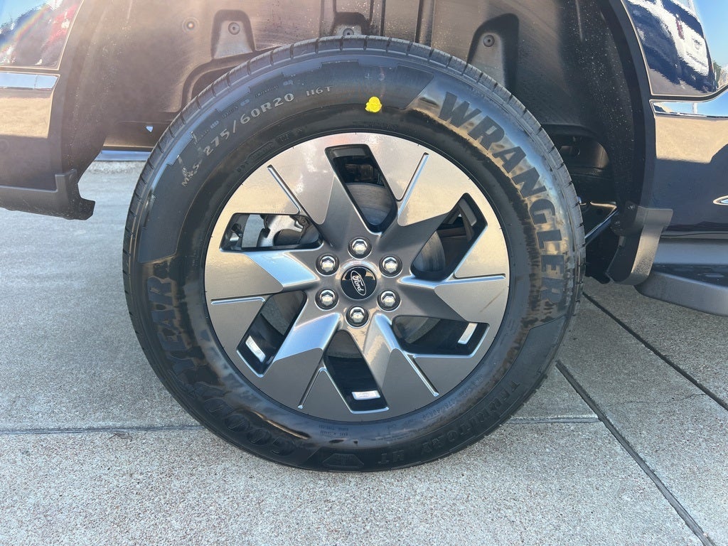 2025 Ford F-150 Lightning Lariat